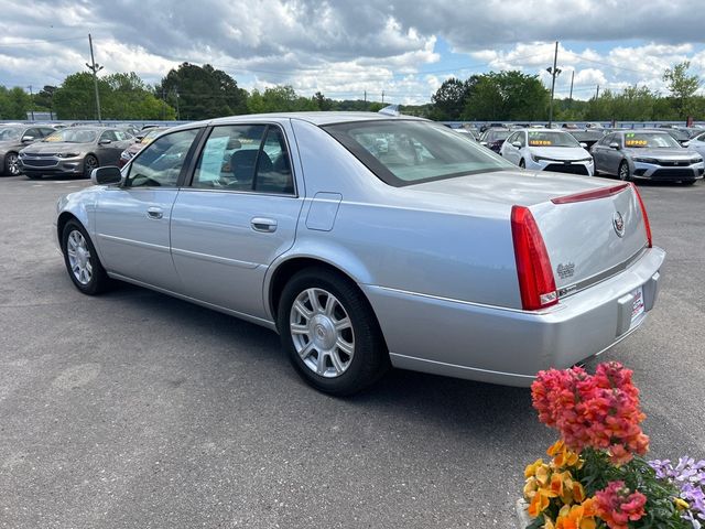 2010 Cadillac DTS 4dr Sedan w/1SA - 23014609 - 5