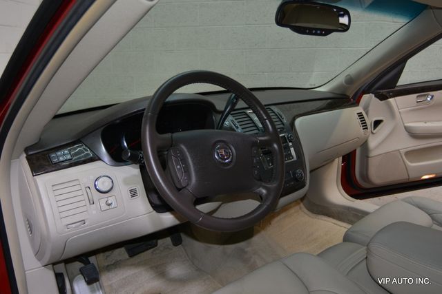 2010 Cadillac DTS 4dr Sedan w/1SA - 22977736 - 10