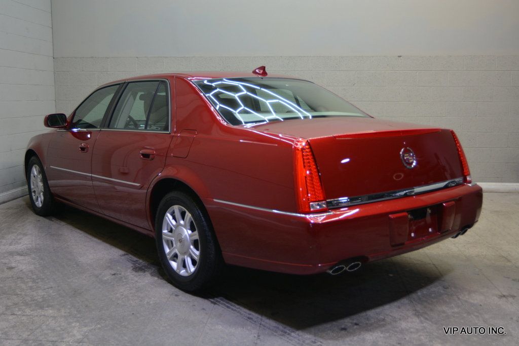 2010 Cadillac DTS 4dr Sedan w/1SA - 22977736 - 2