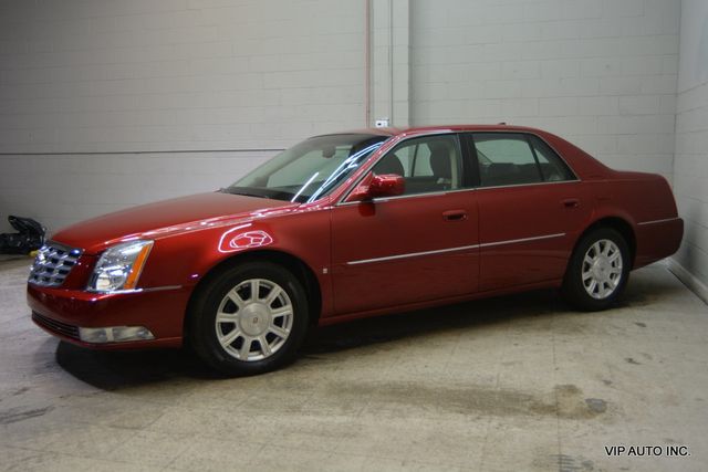 2010 Cadillac DTS 4dr Sedan w/1SA - 22977736 - 29