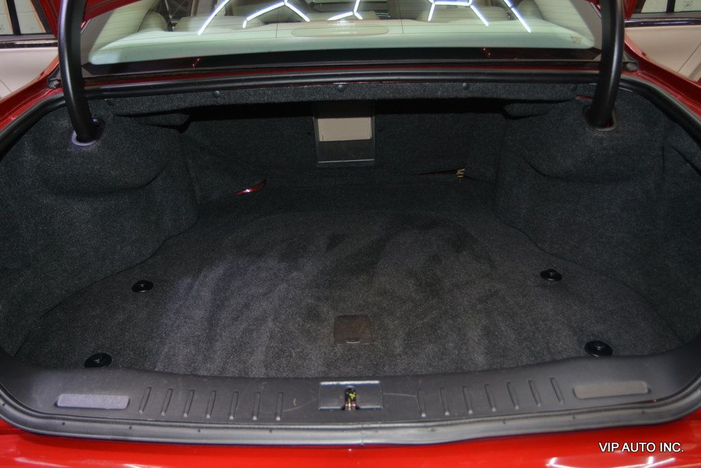 2010 Cadillac DTS 4dr Sedan w/1SA - 22977736 - 32