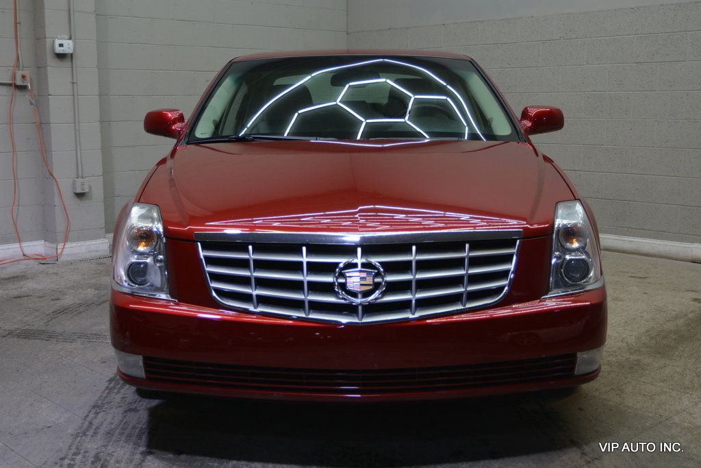 2010 Cadillac DTS 4dr Sedan w/1SA - 22977736 - 34