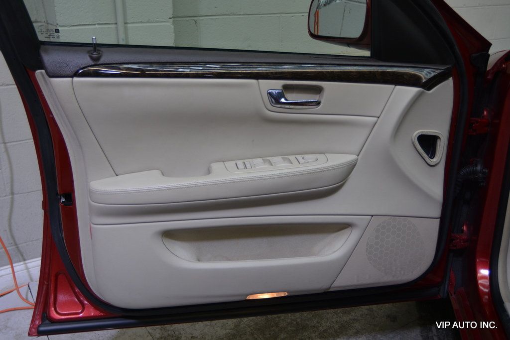 2010 Cadillac DTS 4dr Sedan w/1SA - 22977736 - 6