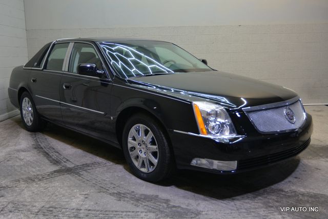 2010 Cadillac DTS 4dr Sedan w/1SD - 22973882 - 0