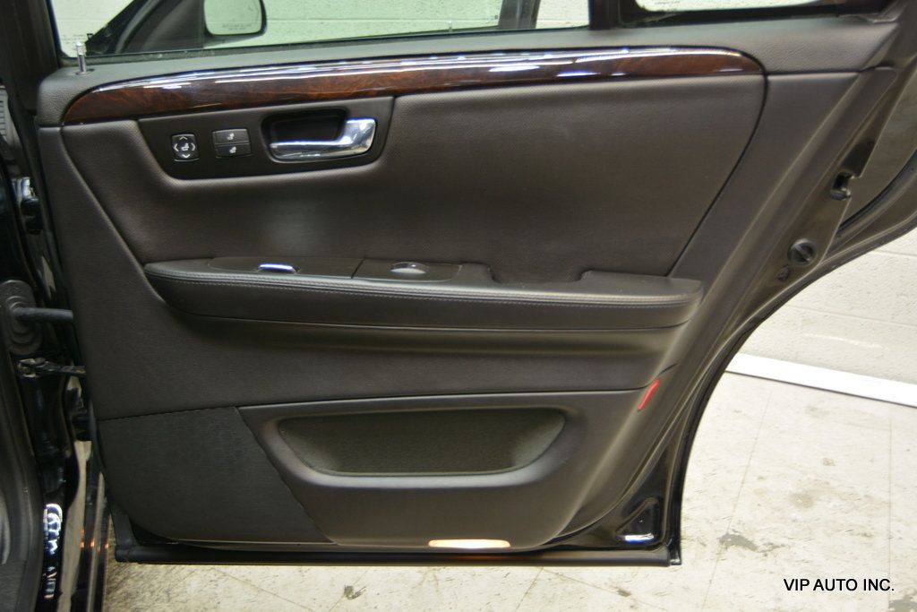 2010 Cadillac DTS 4dr Sedan w/1SD - 22973882 - 9