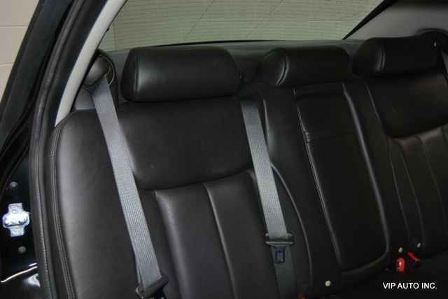 2010 Cadillac DTS 4dr Sedan w/1SD - 22973882 - 23