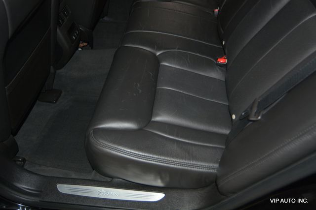 2010 Cadillac DTS 4dr Sedan w/1SD - 22973882 - 26