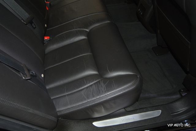 2010 Cadillac DTS 4dr Sedan w/1SD - 22973882 - 27