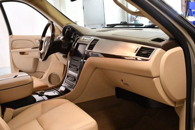 2010 Cadillac Escalade 2WD 4dr Premium - 22480133 - 27