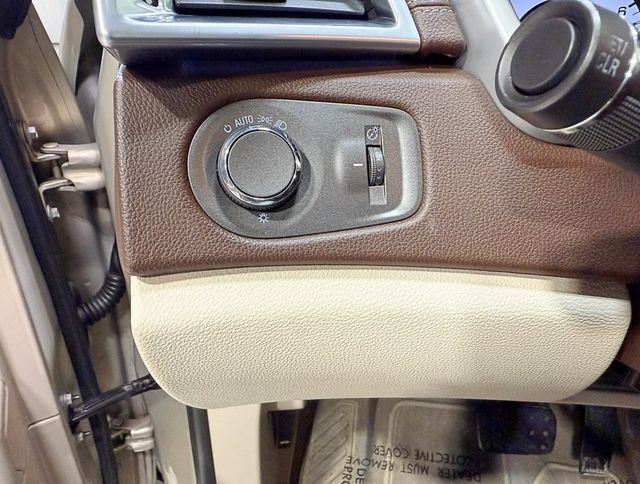 2010 Cadillac SRX AWD 4dr Luxury Collection - 22952867 - 13