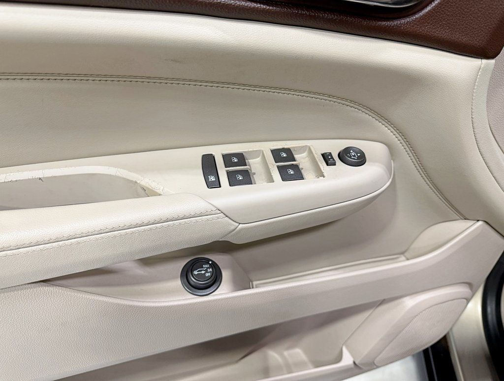 2010 Cadillac SRX AWD 4dr Luxury Collection - 22952867 - 32