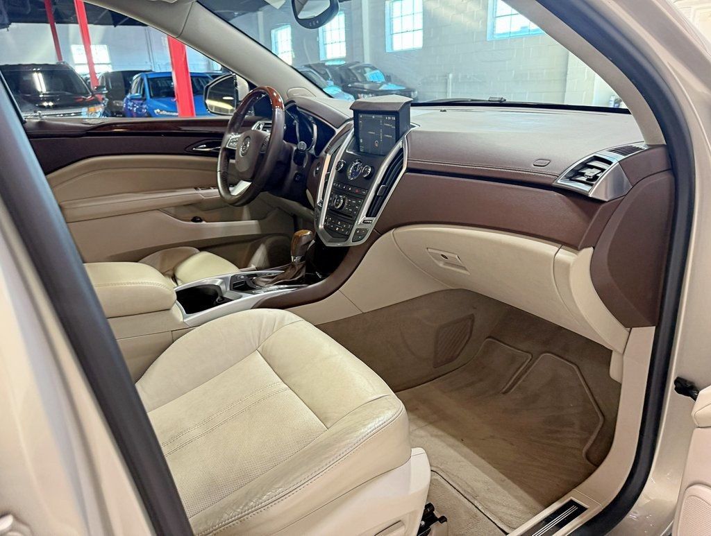 2010 Cadillac SRX AWD 4dr Luxury Collection - 22952867 - 44