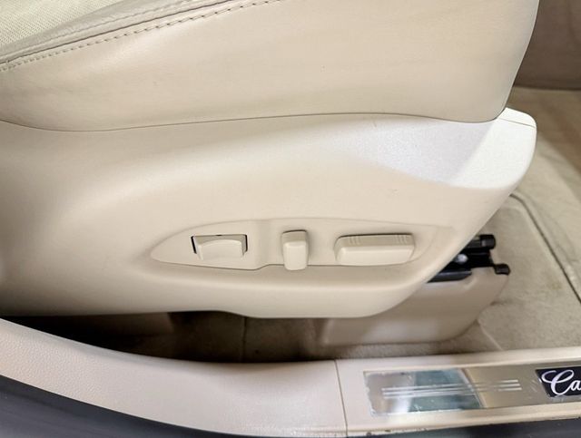 2010 Cadillac SRX AWD 4dr Luxury Collection - 22952867 - 46