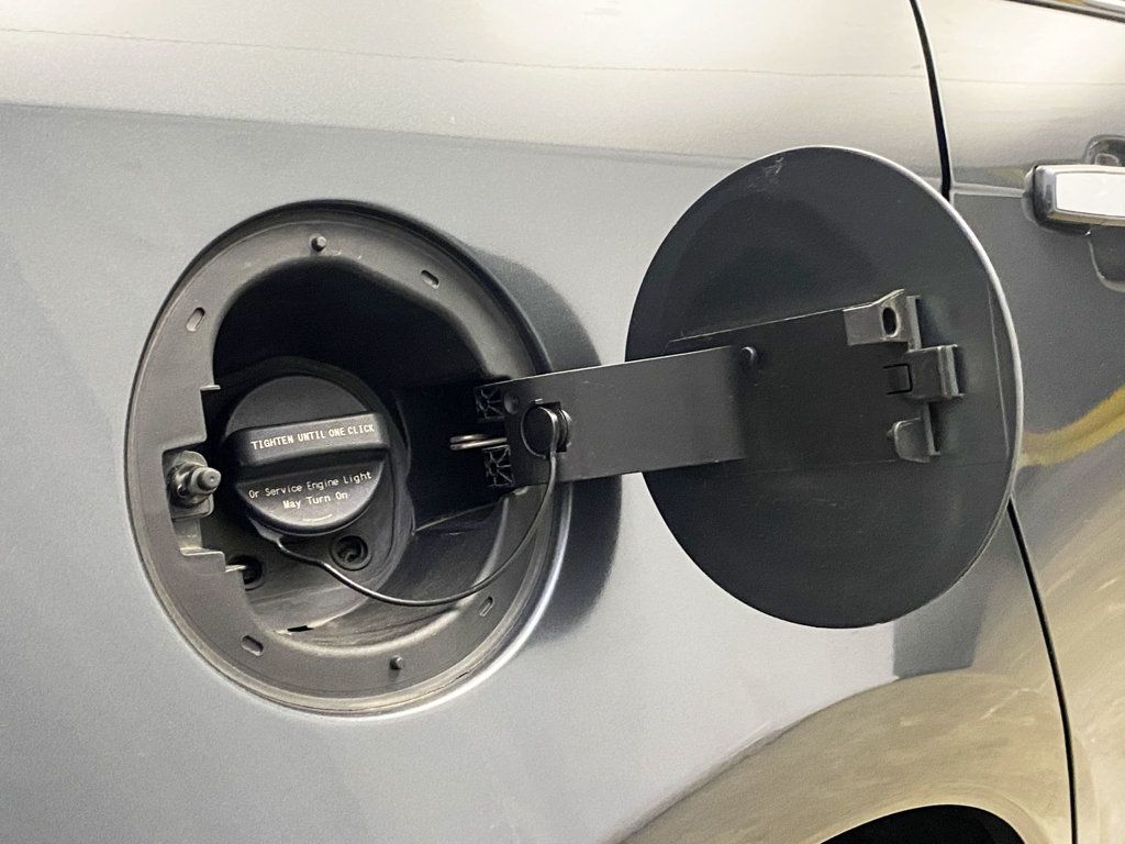 2010 Cadillac SRX FWD 4dr Luxury Collection - 22941664 - 17