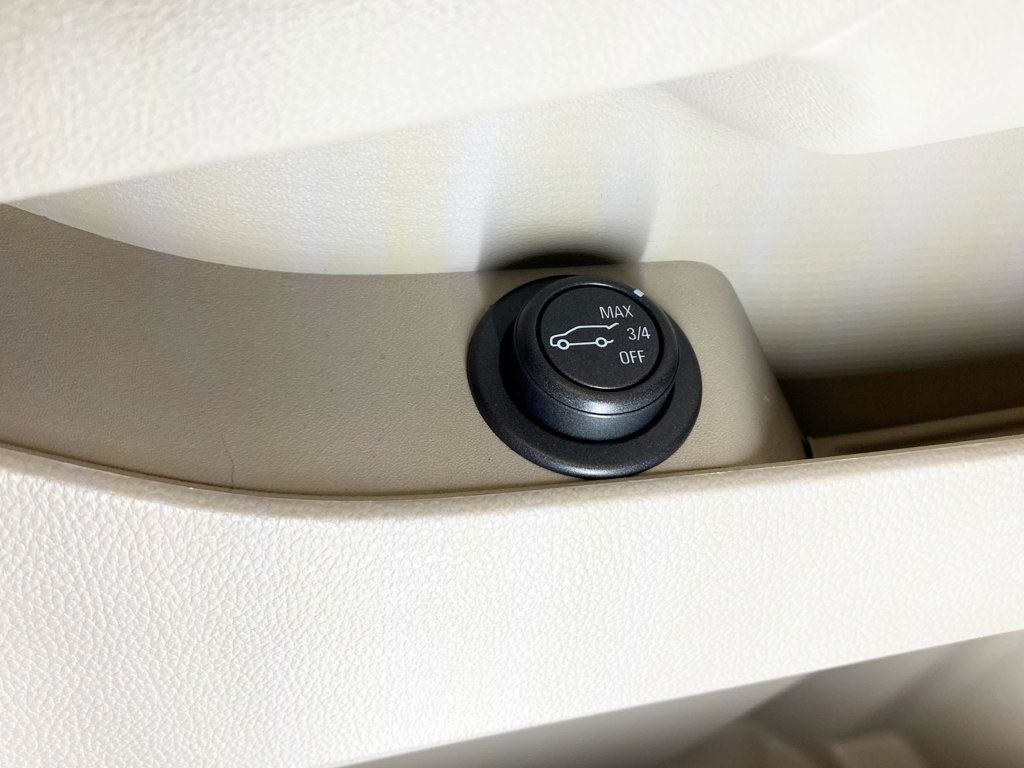 2010 Cadillac SRX FWD 4dr Luxury Collection - 22941664 - 20