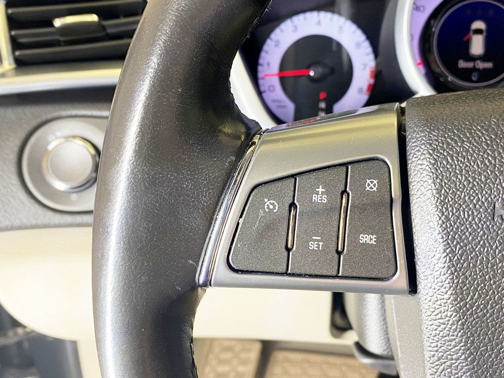 2010 Cadillac SRX FWD 4dr Luxury Collection - 22941664 - 27