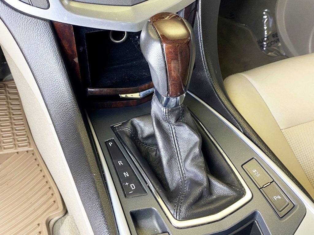 2010 Cadillac SRX FWD 4dr Luxury Collection - 22941664 - 38