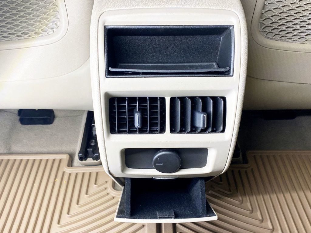 2010 Cadillac SRX FWD 4dr Luxury Collection - 22941664 - 56