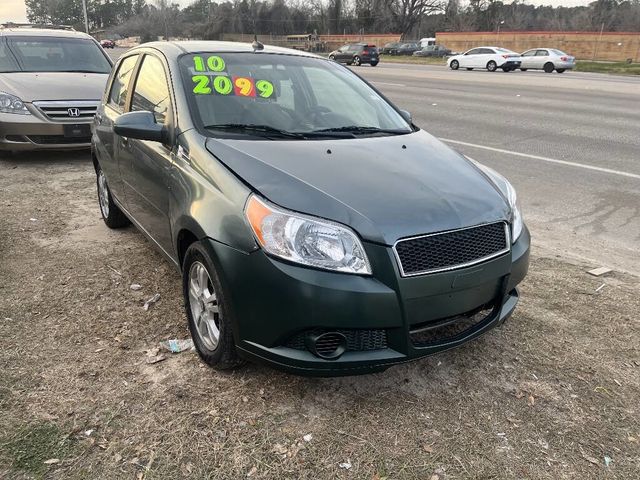 2010 Chevrolet Aveo 5dr Hatchback LT w/1LT - 22979525 - 0