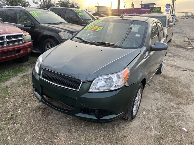 2010 Chevrolet Aveo 5dr Hatchback LT w/1LT - 22979525 - 4