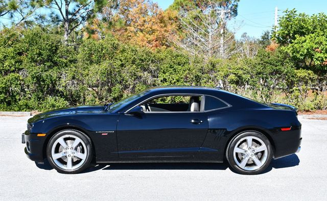 2010 Chevrolet Camaro 2 Door Coupe 2SS W/RS Package & 3K Miles - 22968538 - 23