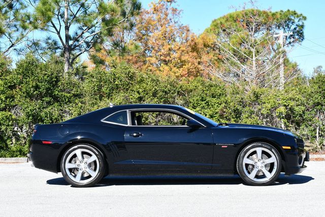 2010 Chevrolet Camaro 2 Door Coupe 2SS W/RS Package & 3K Miles - 22968538 - 32