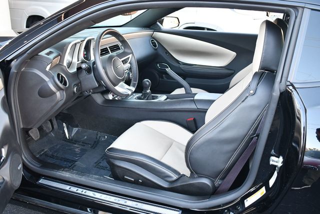 2010 Chevrolet Camaro 2 Door Coupe 2SS W/RS Package & 3K Miles - 22968538 - 41