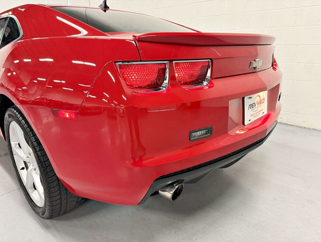 2010 Chevrolet Camaro 2dr Coupe 1LT - 22668947 - 10