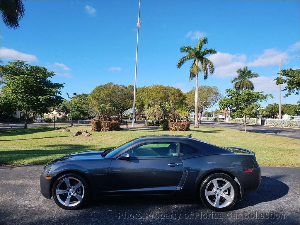 2010 Chevrolet Camaro 2dr Coupe 1LT 1 Owner Clean Carfax Stickshift Florida Car - 22736491 - 1