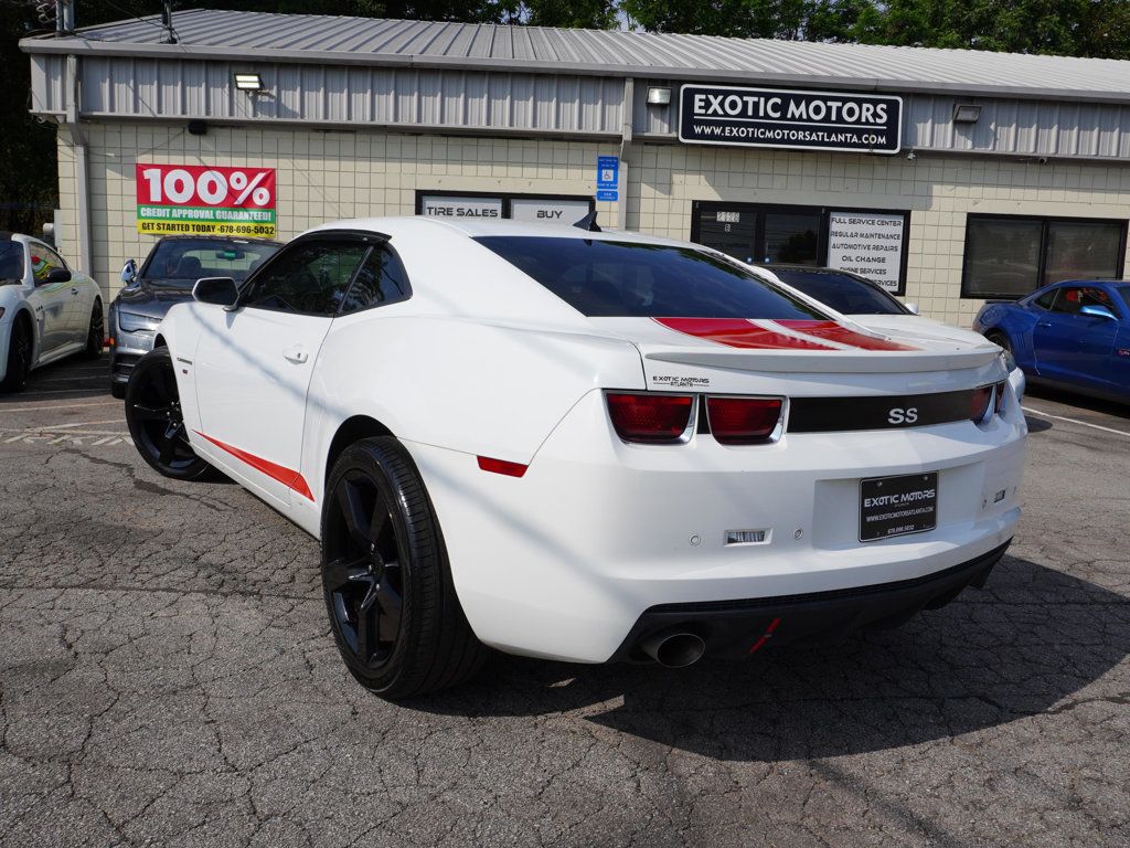 2010 Chevrolet Camaro 2dr Coupe 2SS - 22382849 - 4