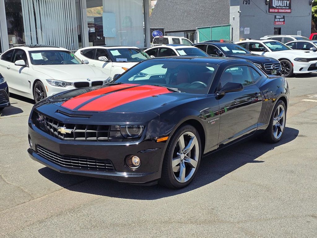 2010 Chevrolet Camaro 2dr Coupe 2SS - 22559016 - 3