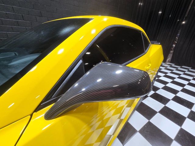 2010 Chevrolet Camaro 2dr Coupe 2SS - 22975787 - 9