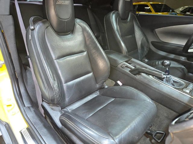 2010 Chevrolet Camaro 2dr Coupe 2SS - 22975787 - 12