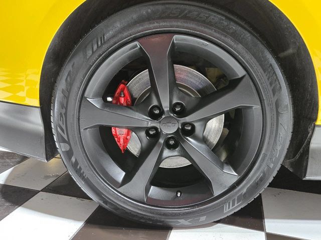 2010 Chevrolet Camaro 2dr Coupe 2SS - 22975787 - 35