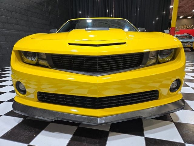 2010 Chevrolet Camaro 2dr Coupe 2SS - 22975787 - 4