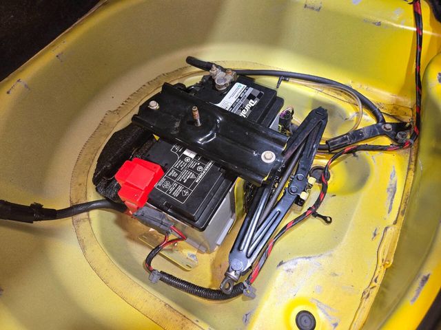 2010 Chevrolet Camaro 2dr Coupe 2SS - 22975787 - 52