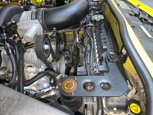 2010 Chevrolet Camaro 2dr Coupe 2SS - 22975787 - 57