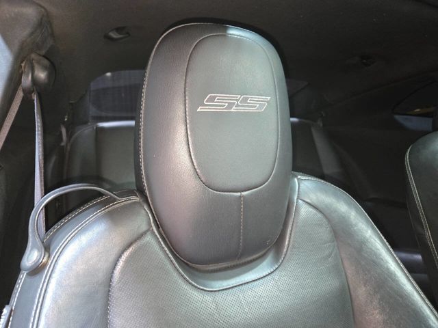 2010 Chevrolet Camaro 2dr Coupe 2SS - 22975787 - 70