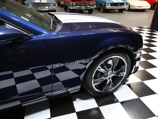 2010 Chevrolet Camaro 2dr Coupe 2SS - 22999330 - 17