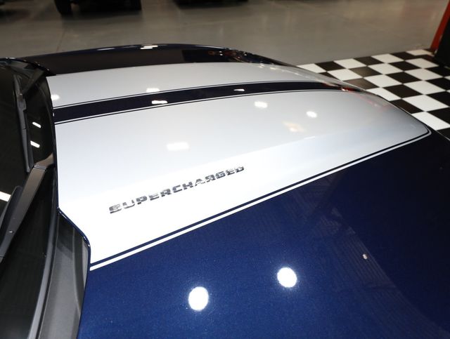 2010 Chevrolet Camaro 2dr Coupe 2SS - 22999330 - 18