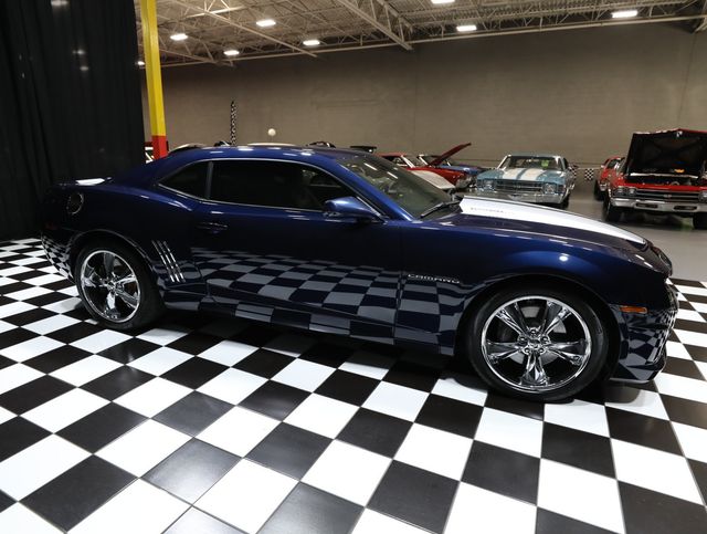2010 Chevrolet Camaro 2dr Coupe 2SS - 22999330 - 19