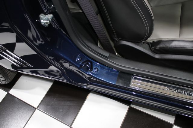 2010 Chevrolet Camaro 2dr Coupe 2SS - 22999330 - 36