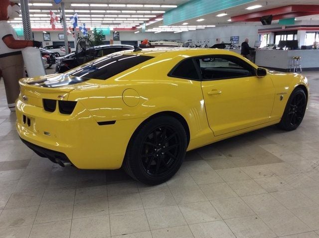 2010 Chevrolet Camaro 2dr Coupe 2SS - 22947967 - 5