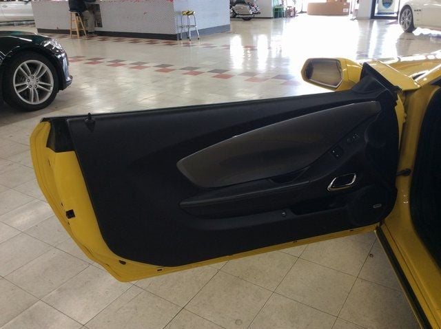 2010 Chevrolet Camaro 2dr Coupe 2SS - 22947967 - 6