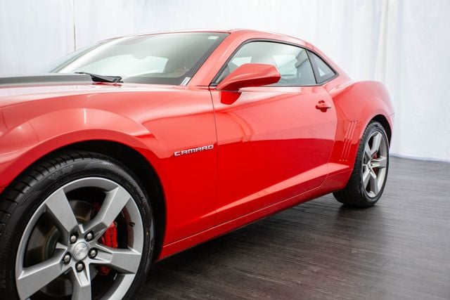 2010 Chevrolet Camaro 2dr Coupe 2SS - 22699631 - 30