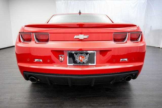 2010 Chevrolet Camaro 2dr Coupe 2SS - 22699631 - 32