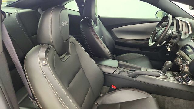 2010 Chevrolet Camaro 2dr Coupe 2SS - 23042174 - 20