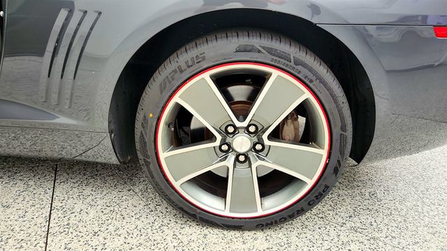 2010 Chevrolet Camaro 2dr Coupe 2SS - 23042174 - 8