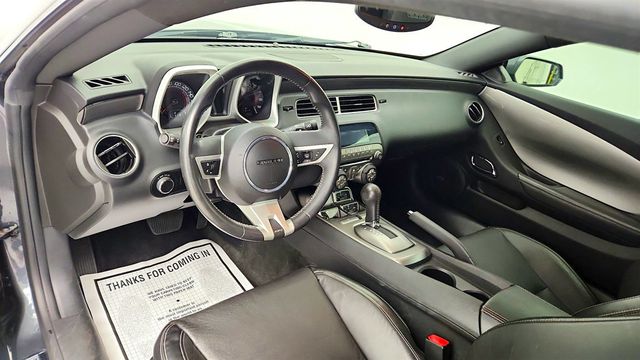 2010 Chevrolet Camaro 2dr Coupe 2SS w/ RS Package & Black Stripe Package - 23042174 - 12