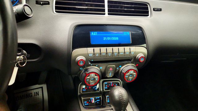 2010 Chevrolet Camaro 2dr Coupe 2SS w/ RS Package & Black Stripe Package - 23042174 - 18